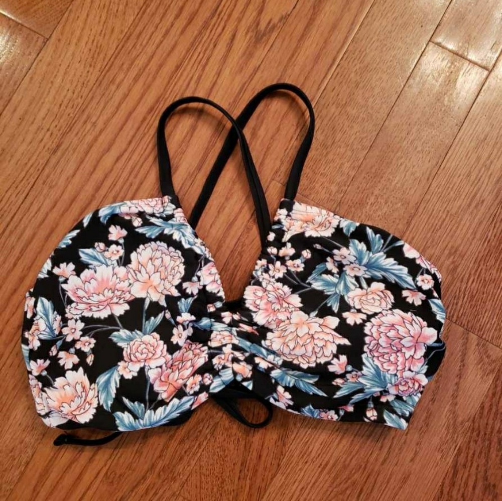 Sassy floral bikini top
